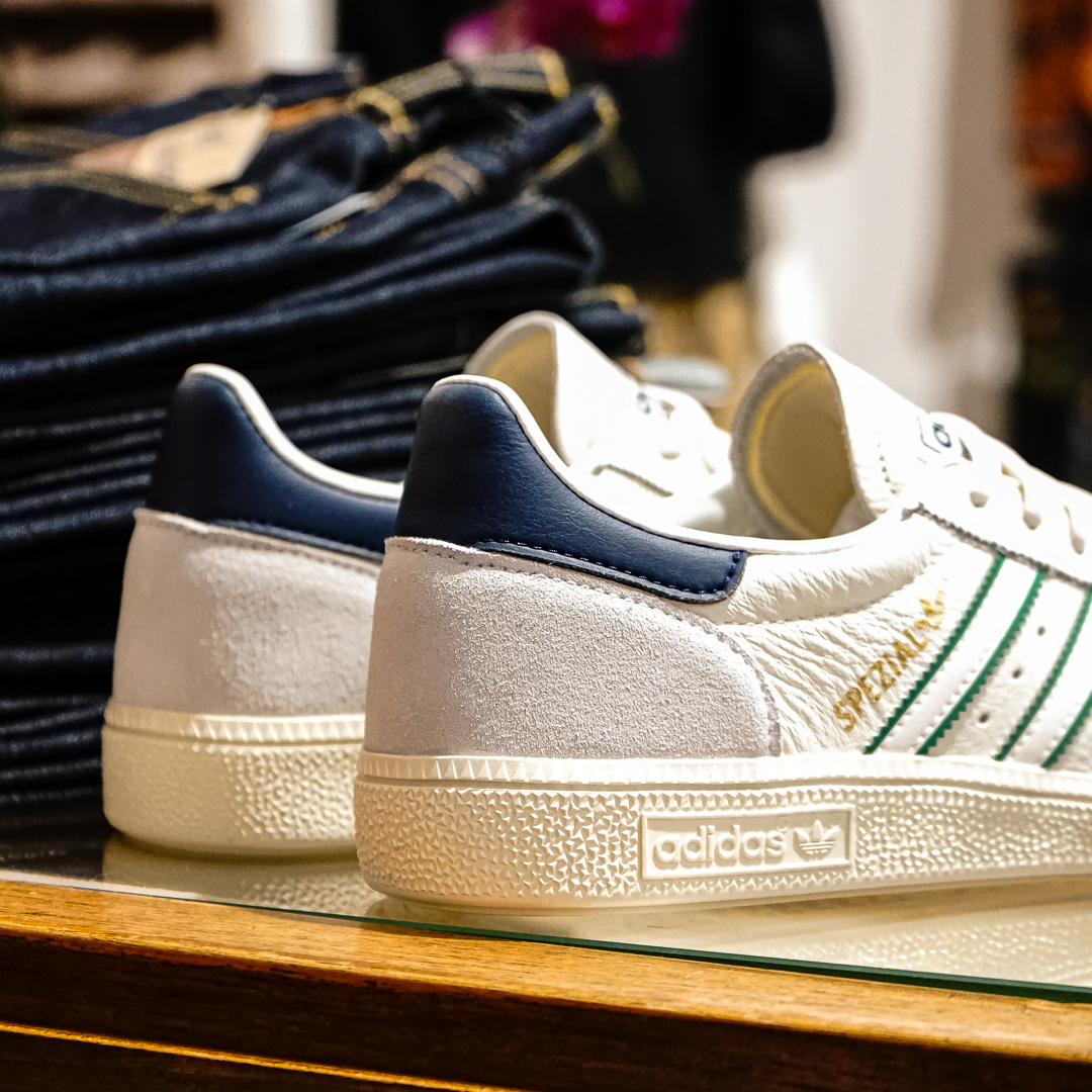 Handball Spezial - White Green